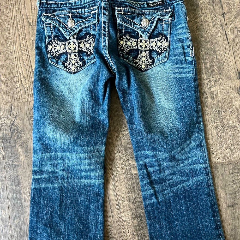 Youth Miss Me capris. Size 12, barely worn